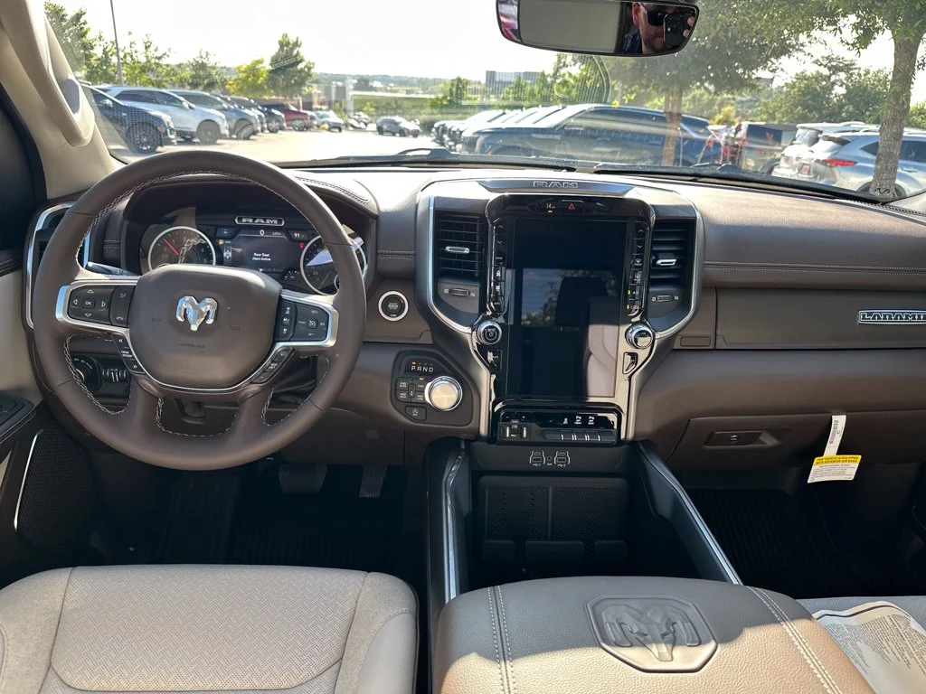 New 2026 Bright White Clear-Coat Exterior Paint RAM Laramie image 31