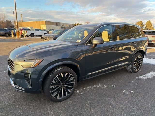 2026 Volvo XC90 Plus - Photo 6