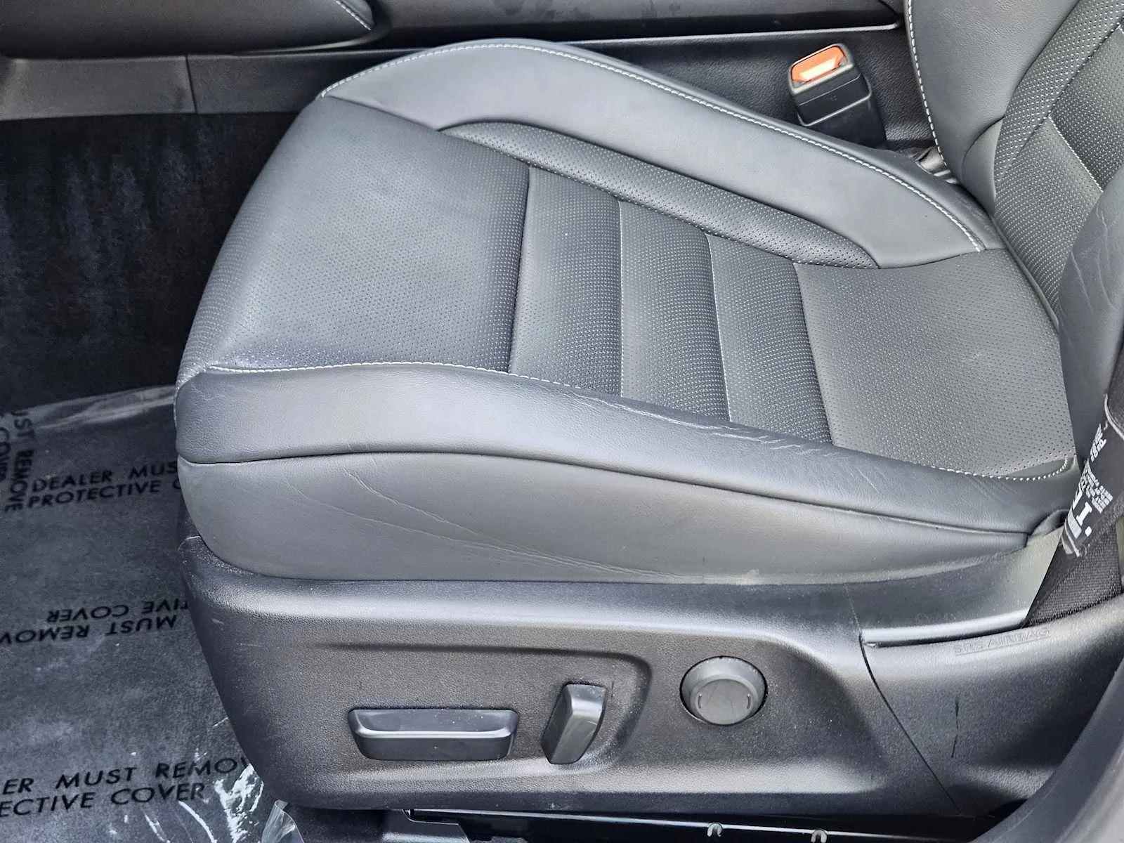 Certified Used 2024 IRIDIUM Lexus F SPORT image 19