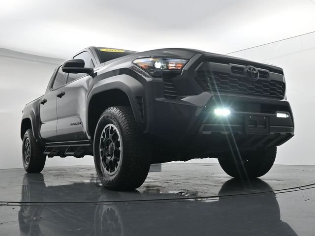 Used 2025  Toyota TRD Off-Road image 30