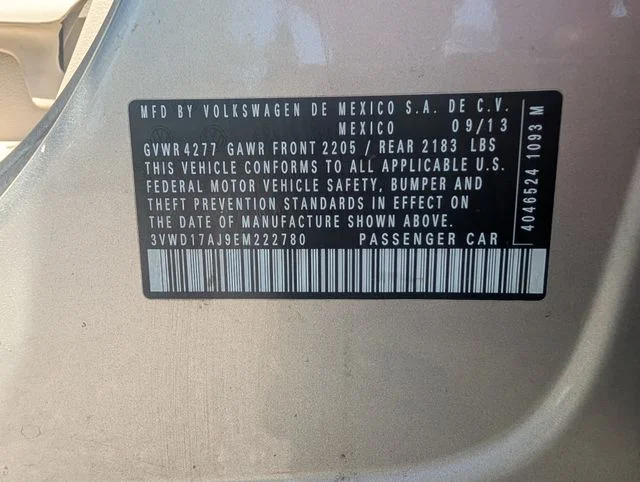 Used 2014 Silver Volkswagen 1.8T SE image 27
