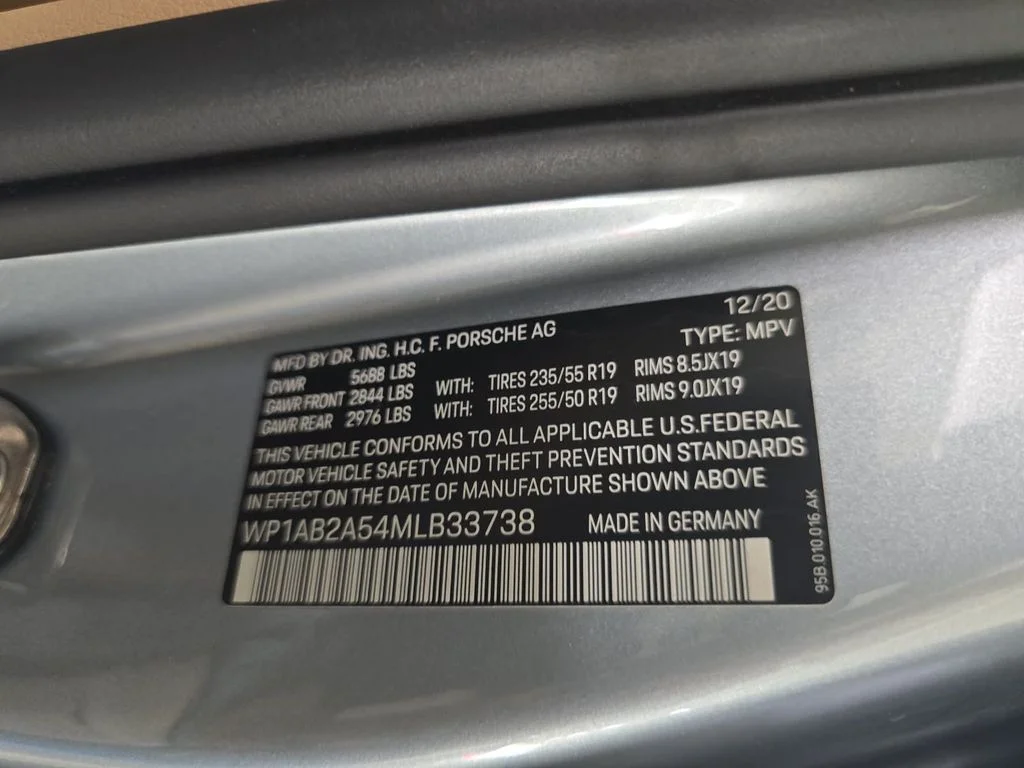 2021 Porsche Macan S - Photo 26