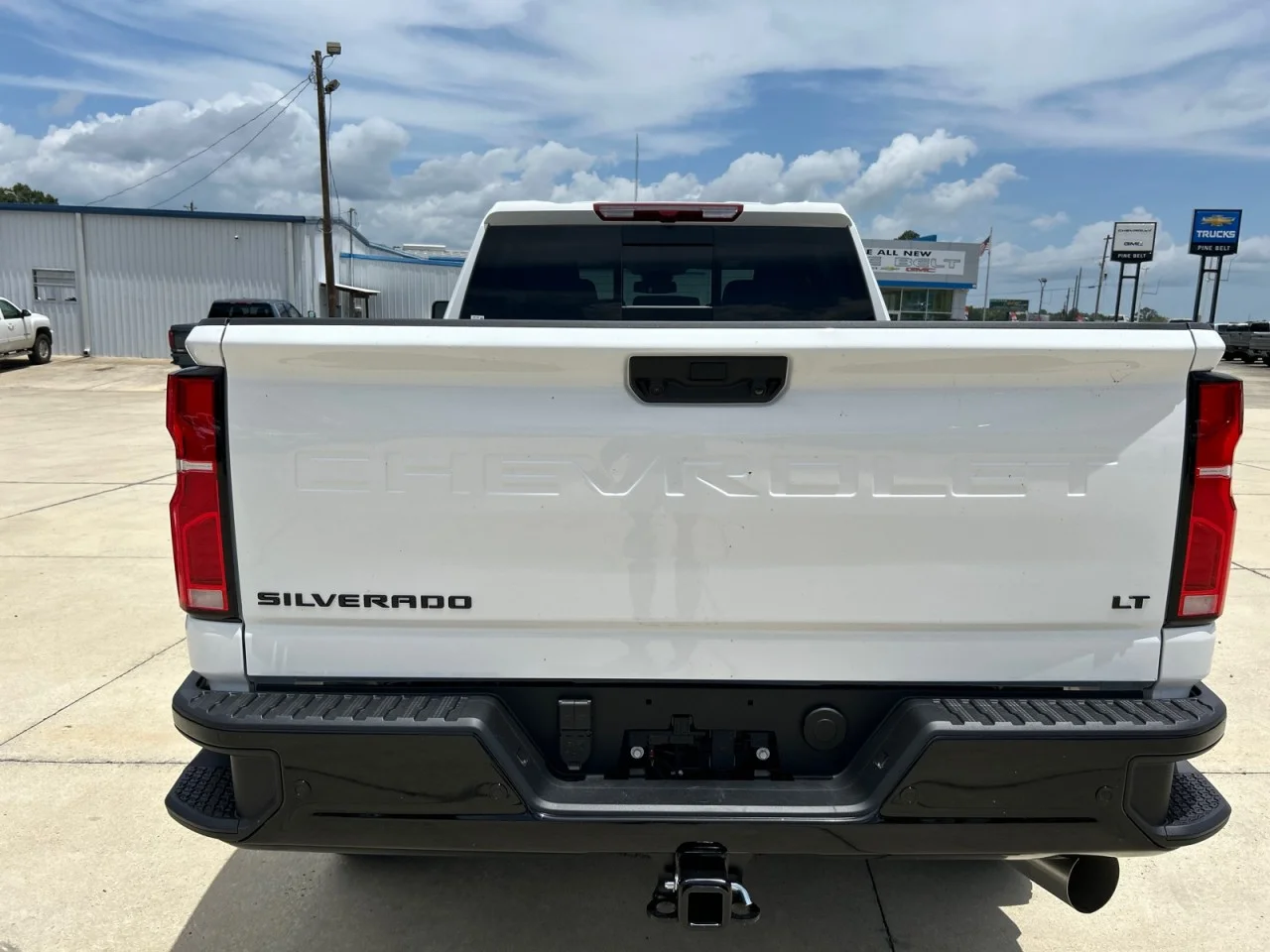 New 2026 Summit White Chevrolet LT image 6