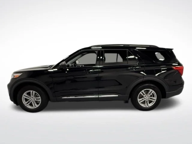 Used 2023 Black Ford XLT image 6