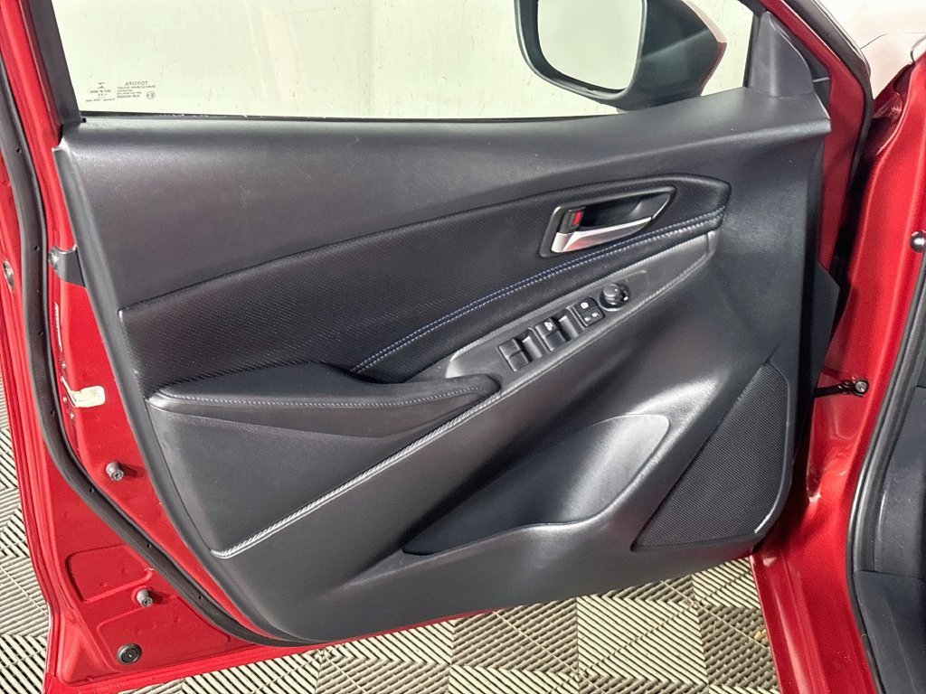 Used 2020 Red Toyota XLE image 10