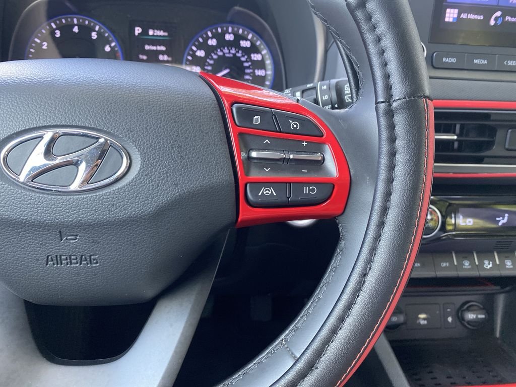 Used 2022 Ultra Black Pearl Hyundai SEL image 21