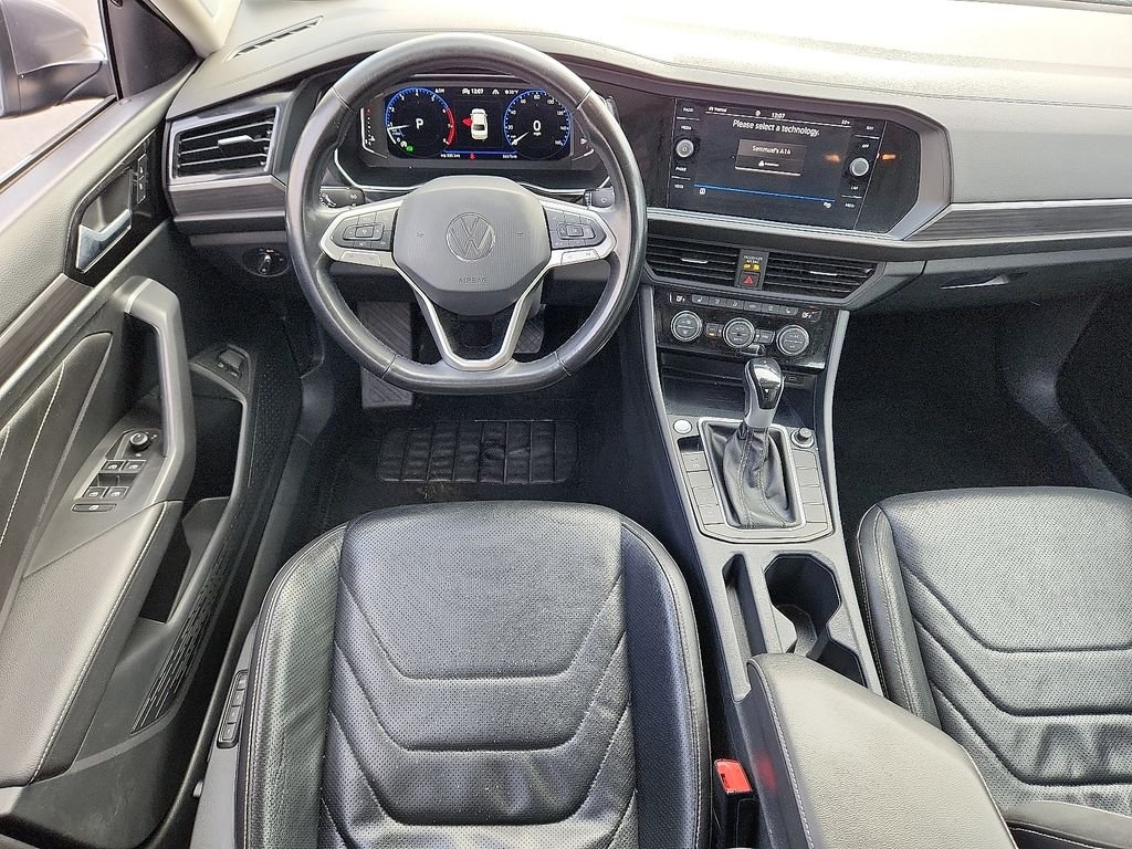 Used 2022 Gray Volkswagen 1.5T SEL image 12