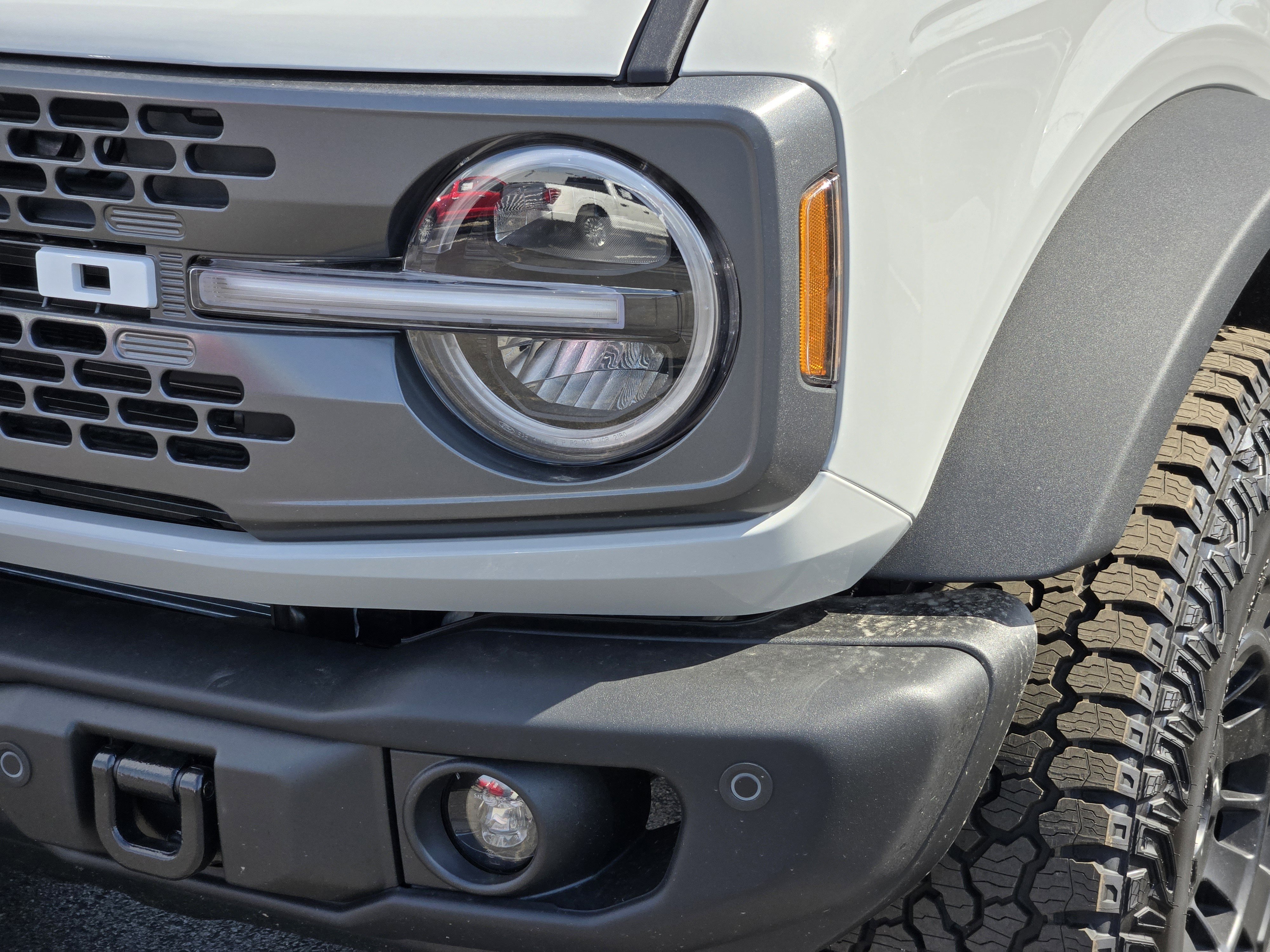 New 2026 Avalanche Gray Ford Badlands image 5