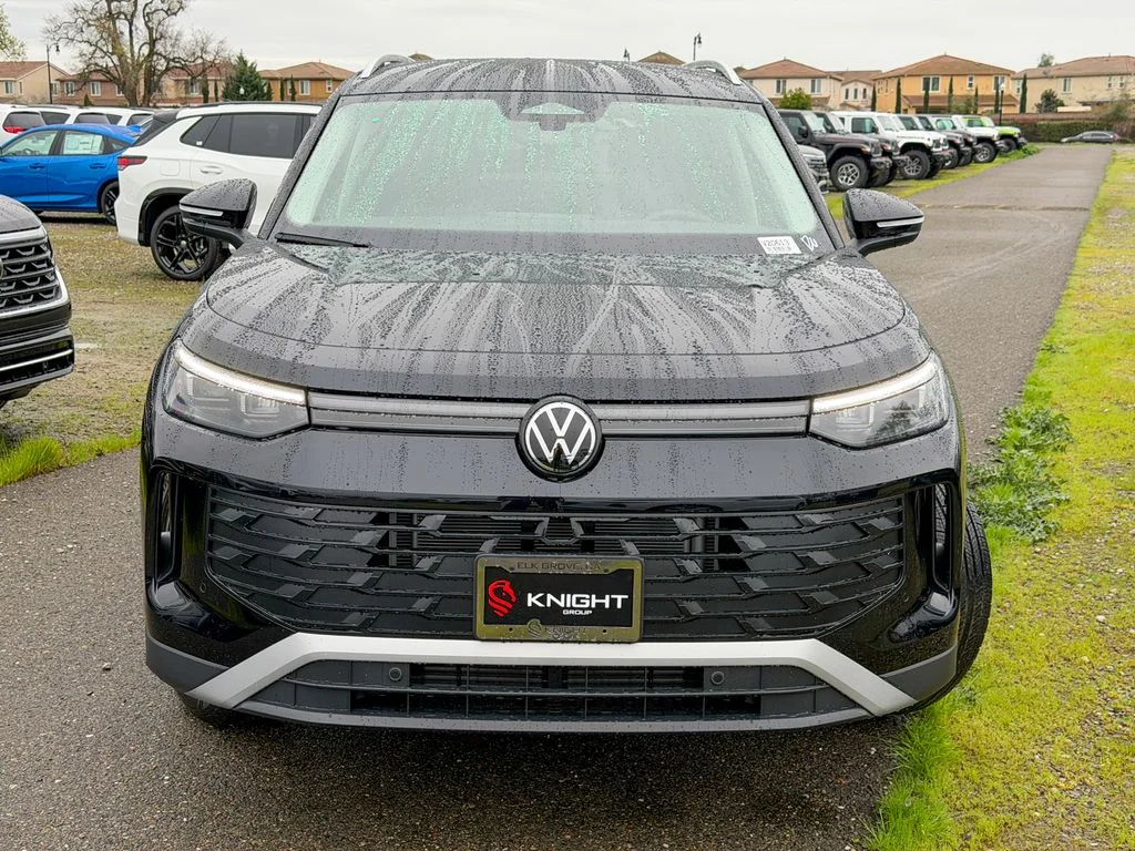 New 2026 Deep Black Pearl Volkswagen 2.0T S image 4