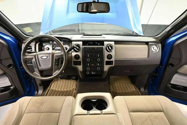 Used 2010  Ford XLT image 18
