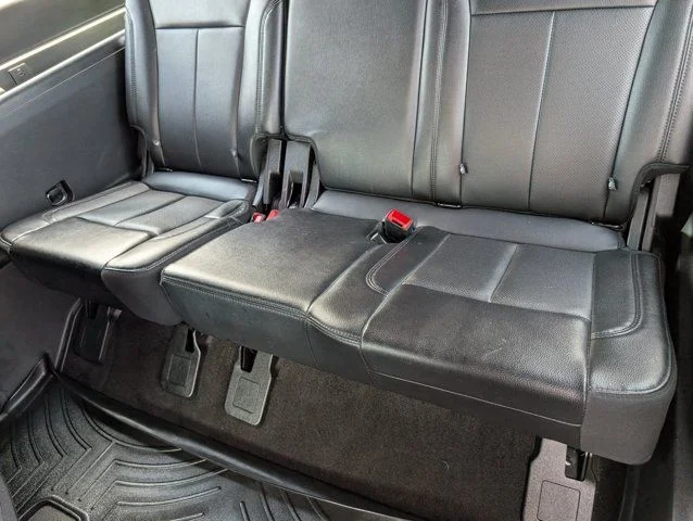Used 2021 Magnetic Metallic Ford XLT image 32