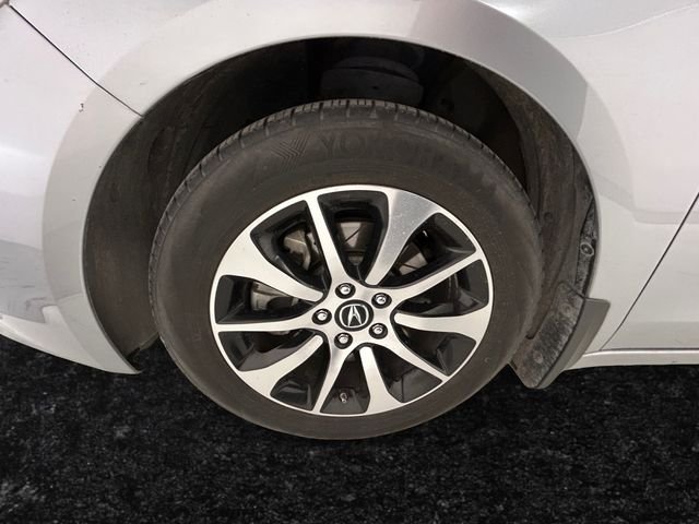 Used 2017 Silver Acura 2.4L image 27