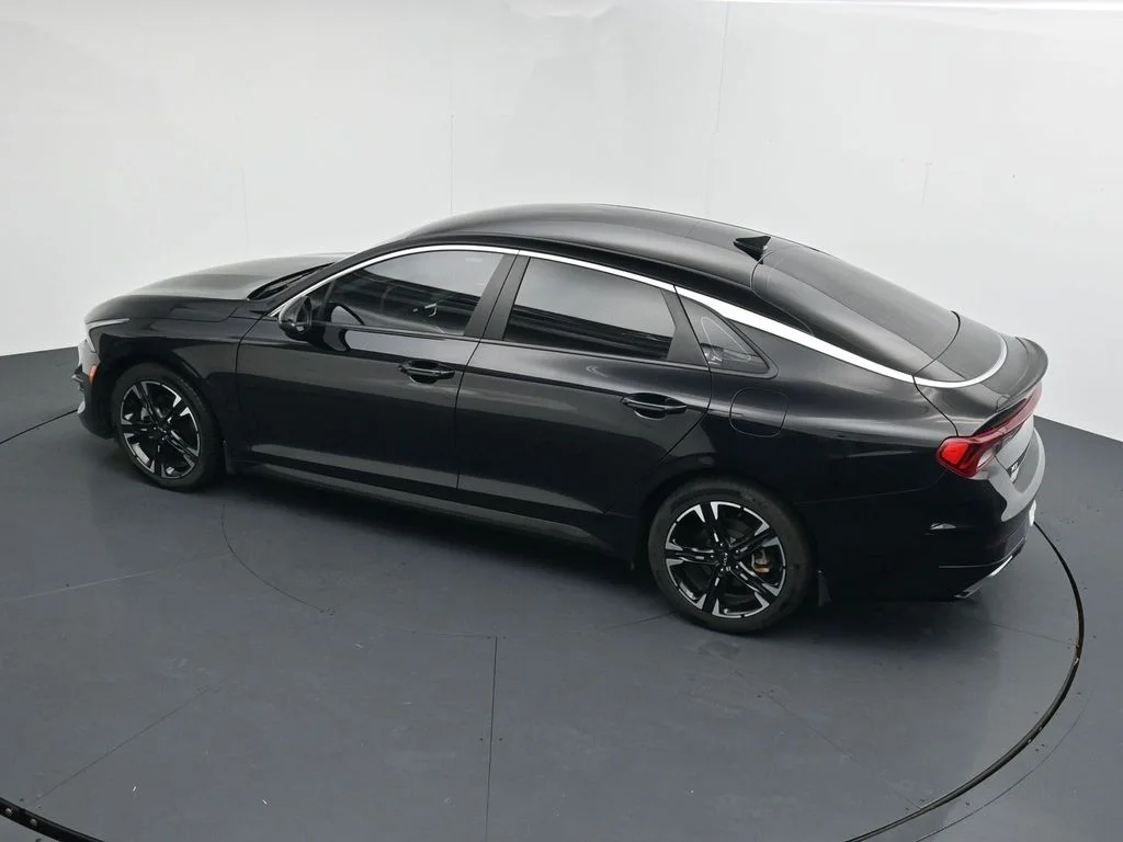 Used 2024 Black Kia GT-Line image 23