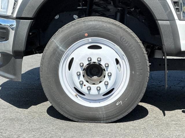 New 2024 Oxford White Ford F-450® XL image 44