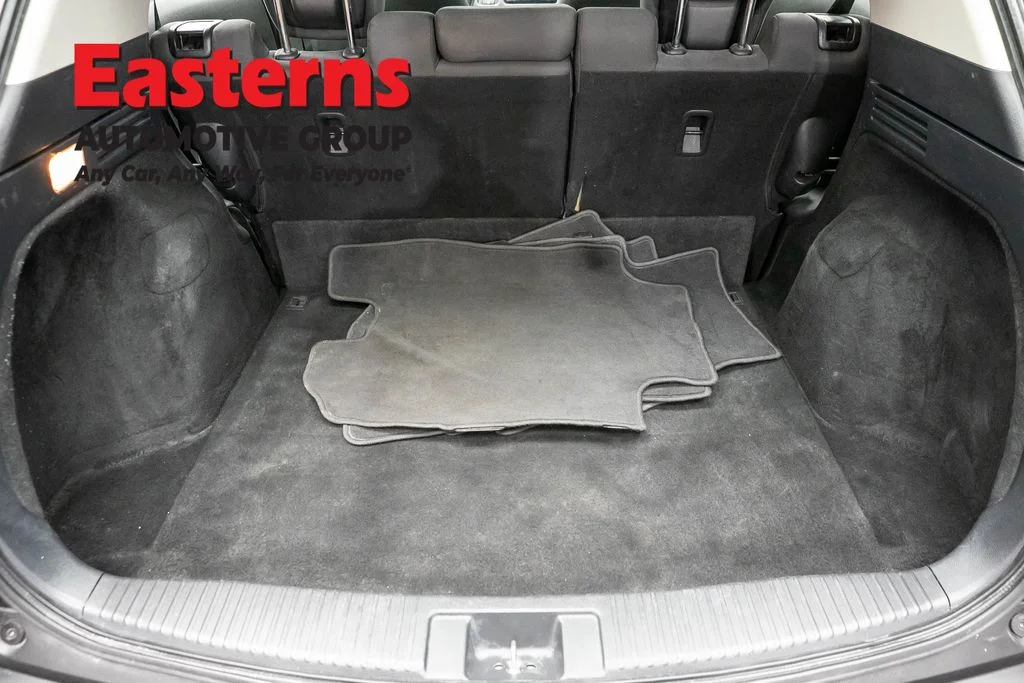 Used 2022 Black Honda LX image 9