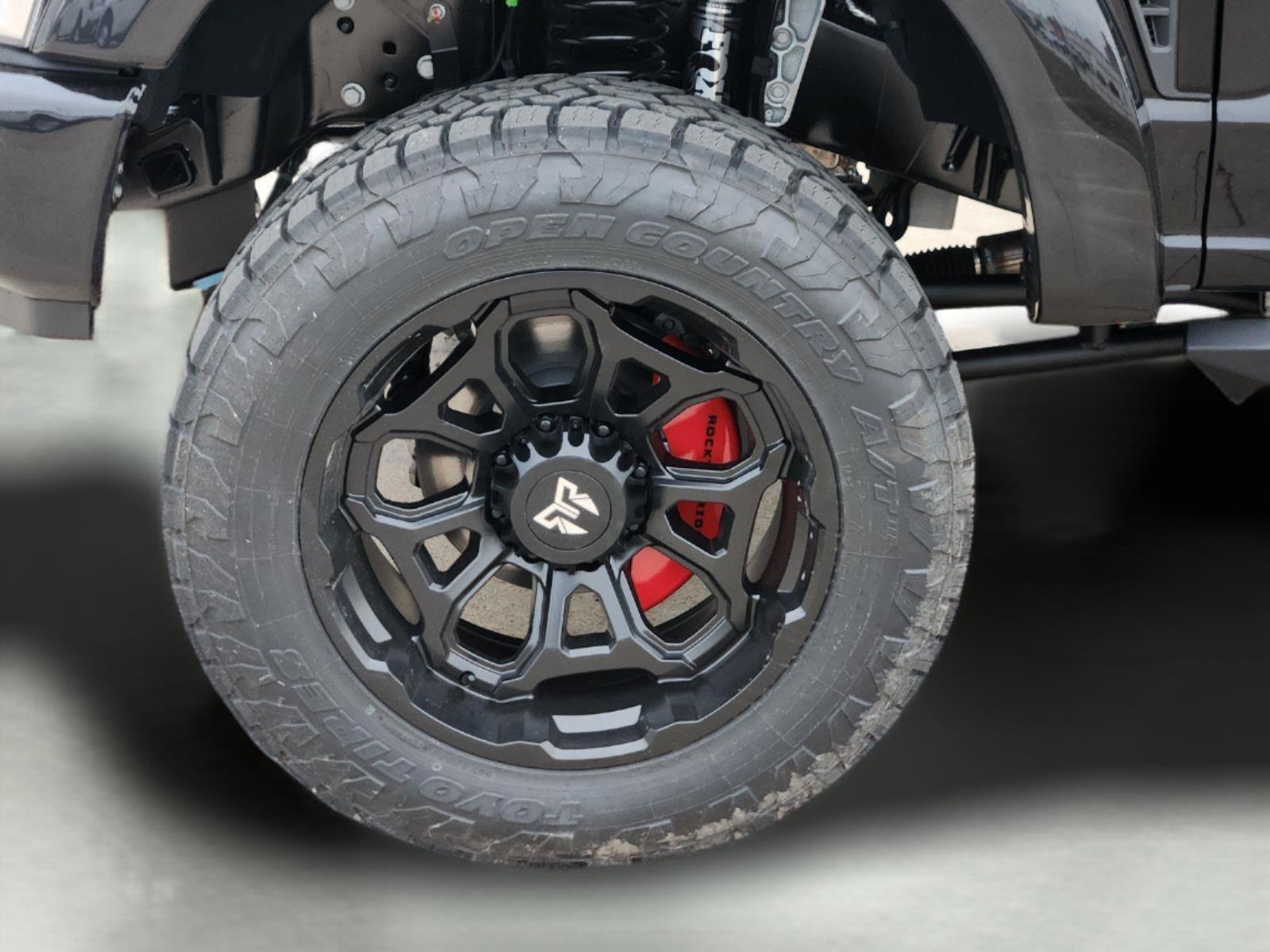New 2026 Agate Black Metallic Ford F-250® Lariat® image 7