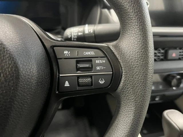 New 2026 Meteorite Gray Metallic Honda SE image 18