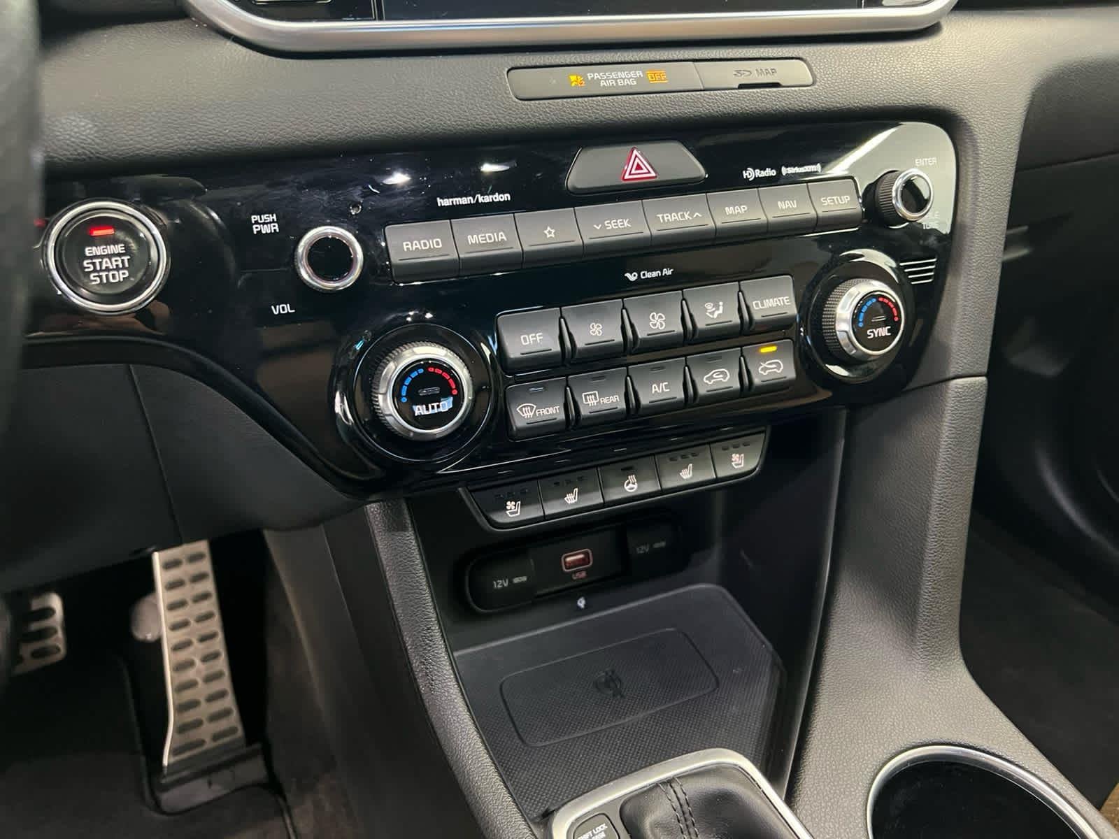 2021 Kia Sportage SX Turbo - Photo 17