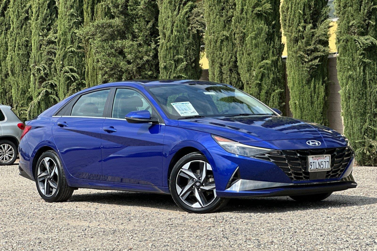 Used 2023 Intense Blue Hyundai Limited image 1