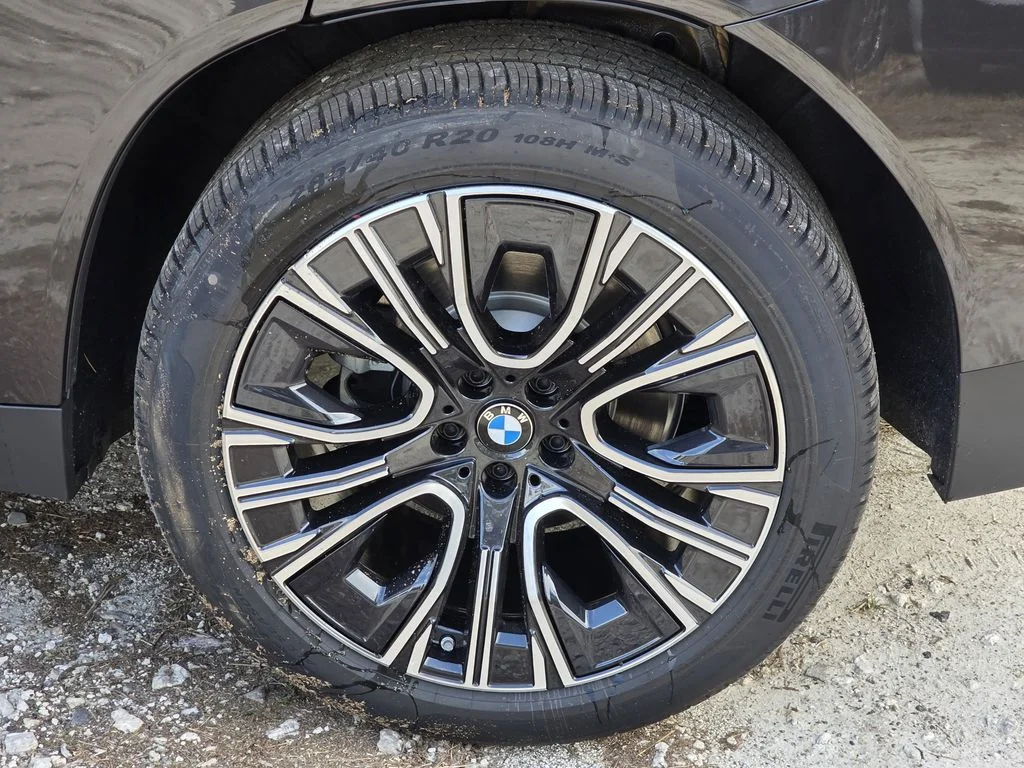 Used 2026 Gray BMW 30 xDrive image 5