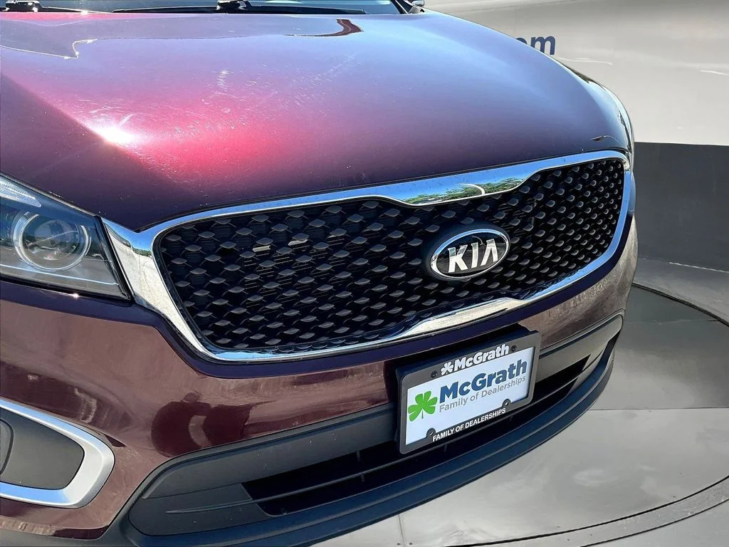 Certified Used 2017 Purple Kia LX image 35