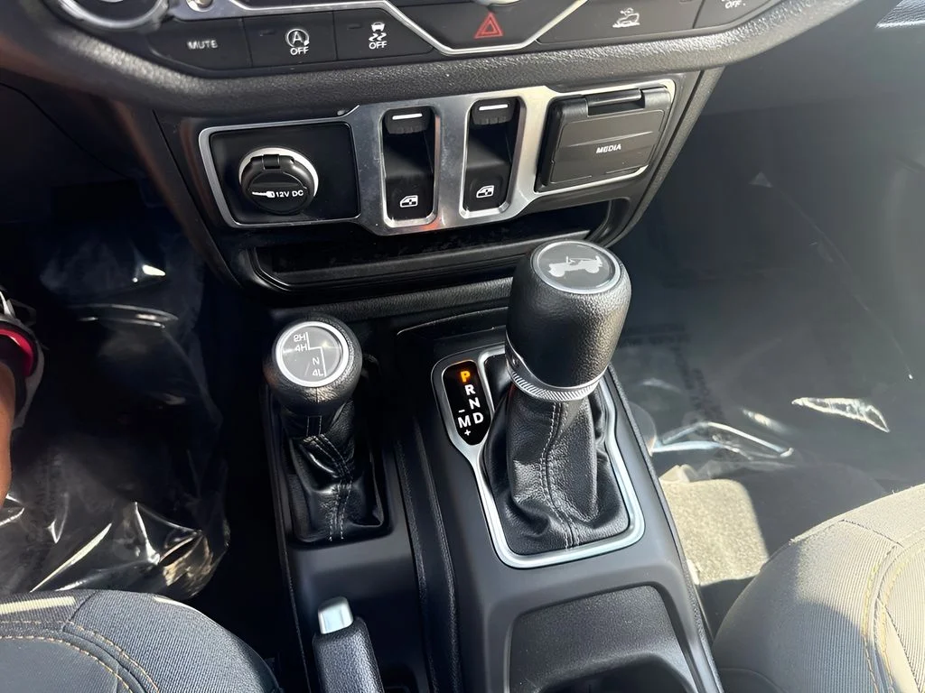 Used 2025 Gray Jeep Sport S image 12