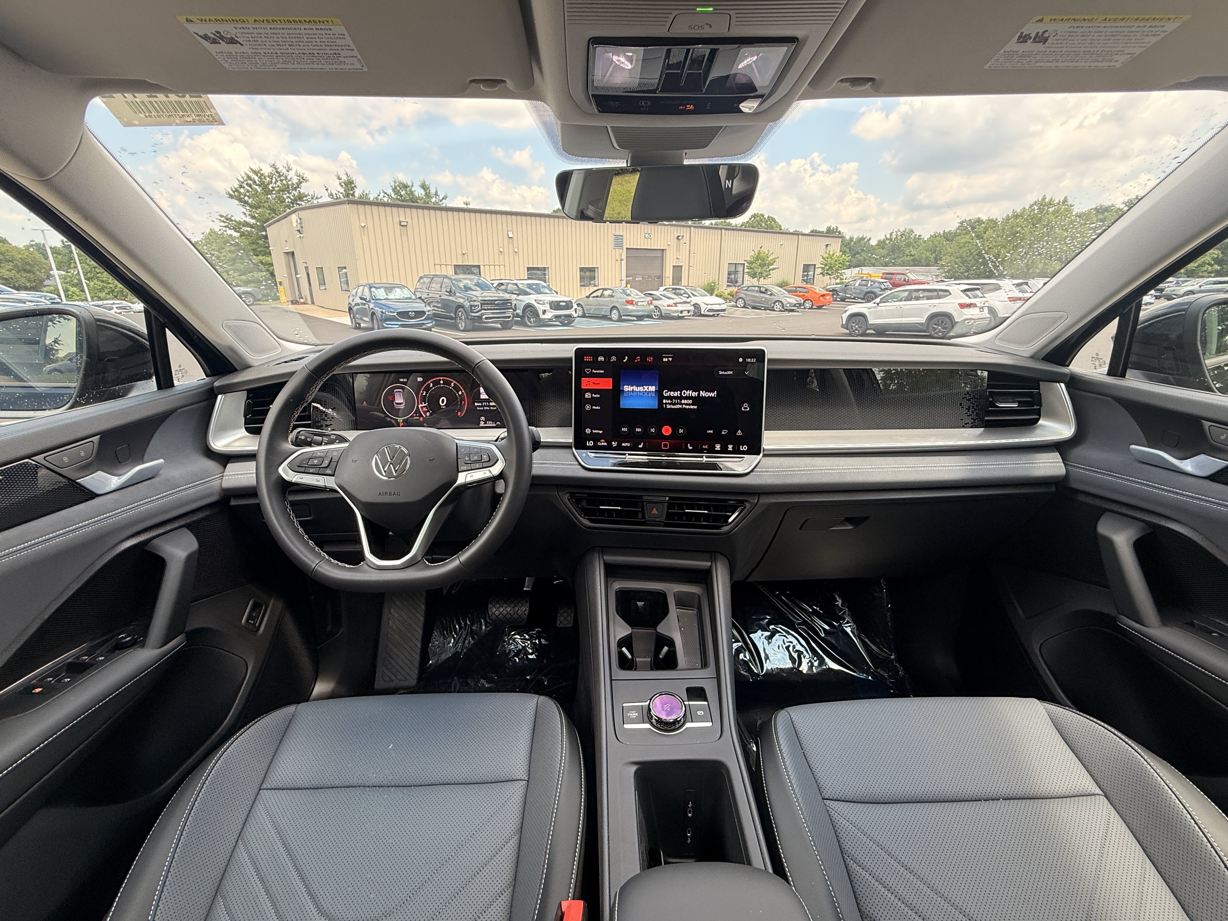 New 2026 Deep Black Pearl Volkswagen SE image 3