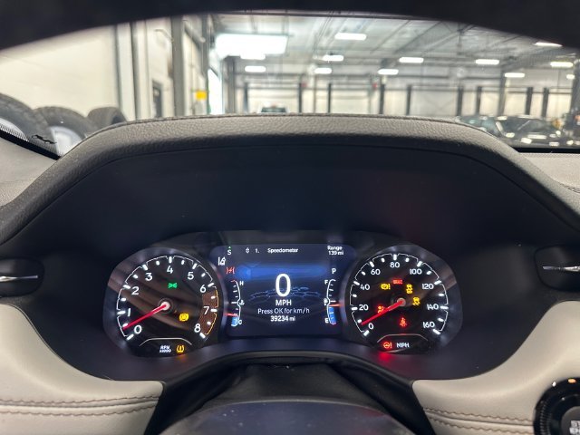 Used 2023 Black Jeep Limited image 22