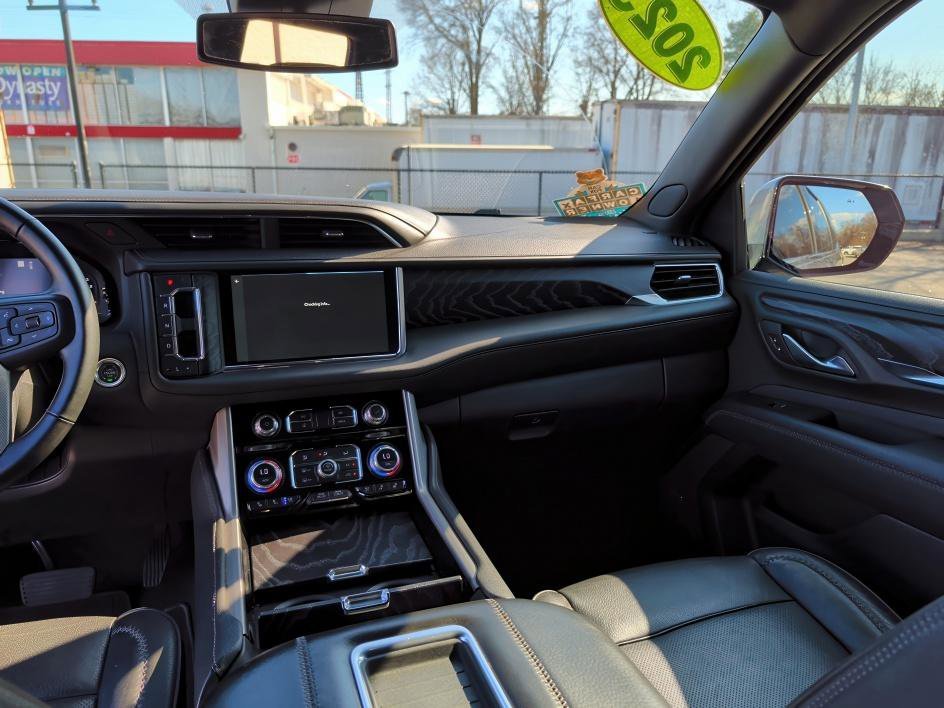 Used 2023 Sterling Metallic GMC Denali image 10