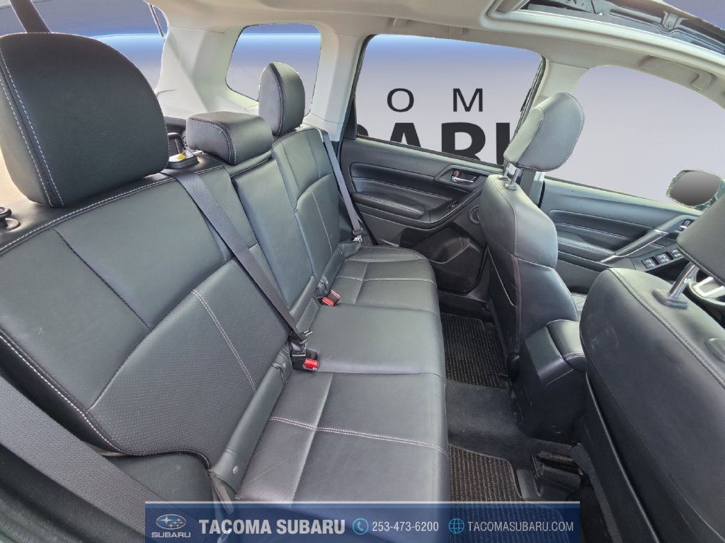 Used 2018 Green Subaru 2.5i Touring image 18