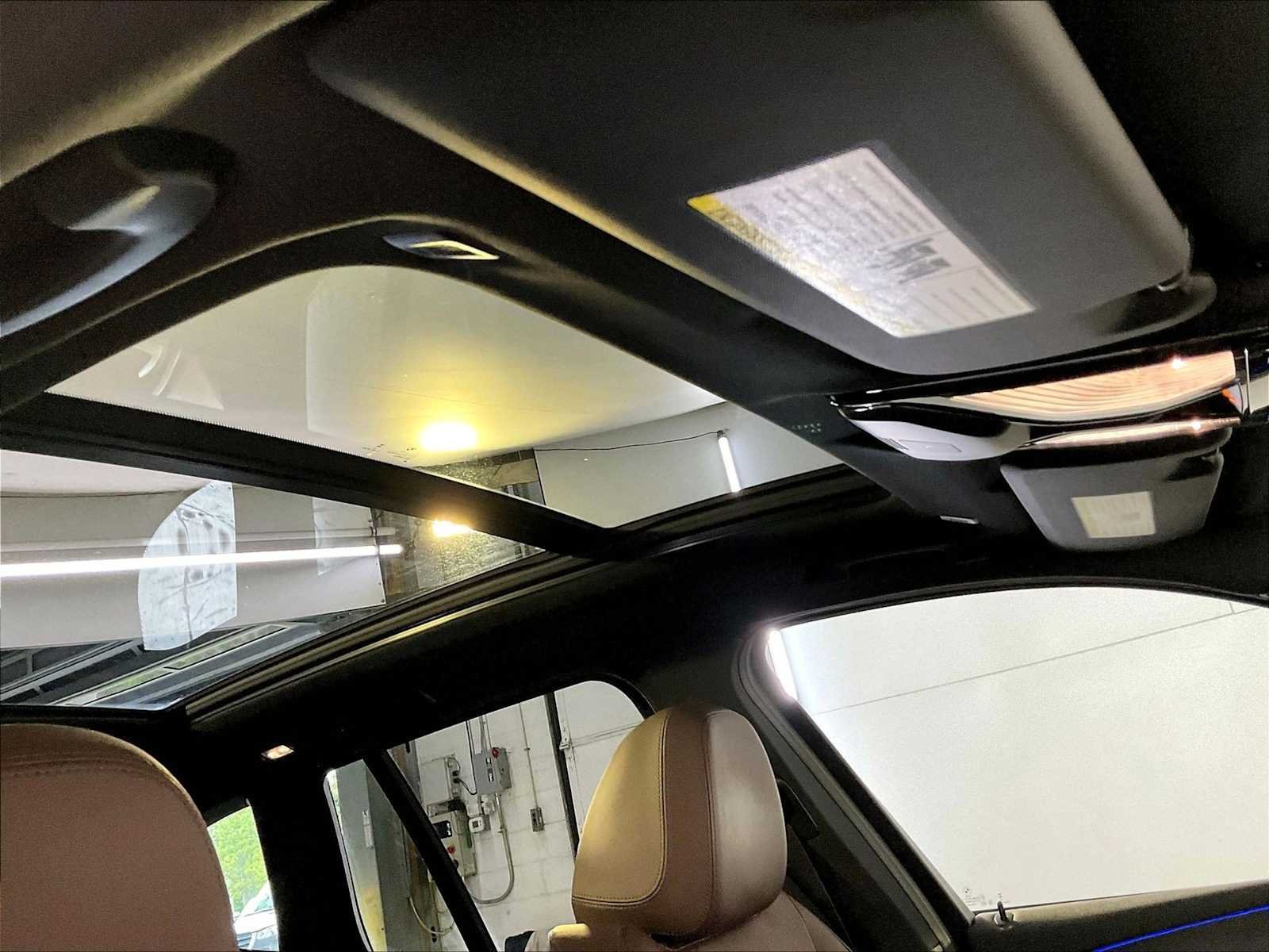 Used 2024 Mineral White Metallic BMW xDrive30i image 20