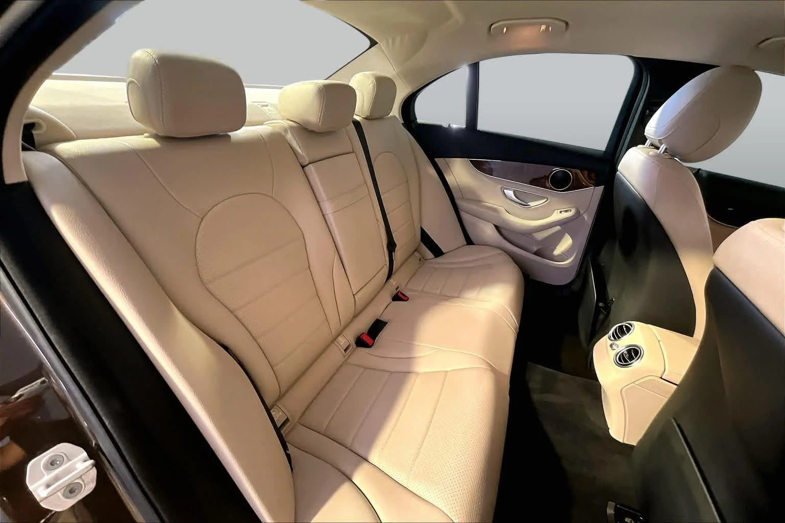 Used 2015 Dakota Brown Metallic Mercedes-Benz C 300 image 20