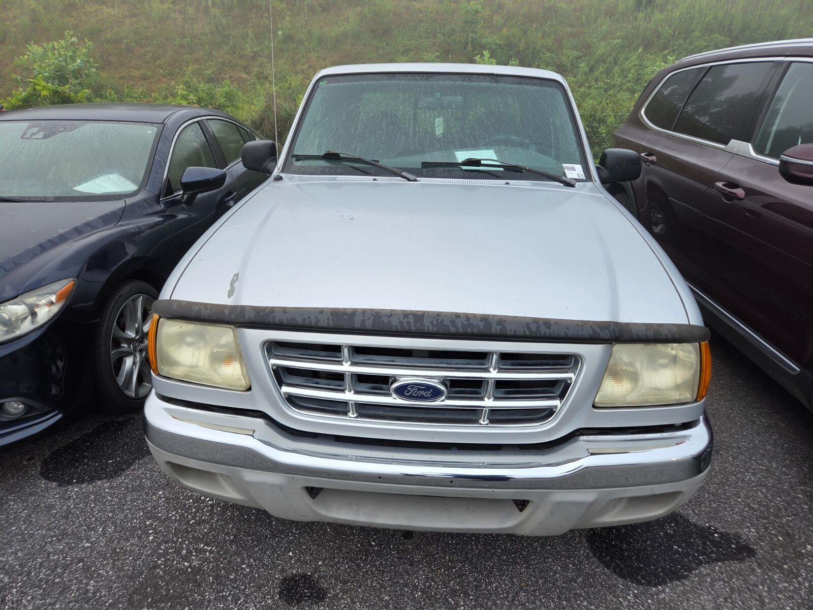 Used 2003  Ford XLT Appearance image 2