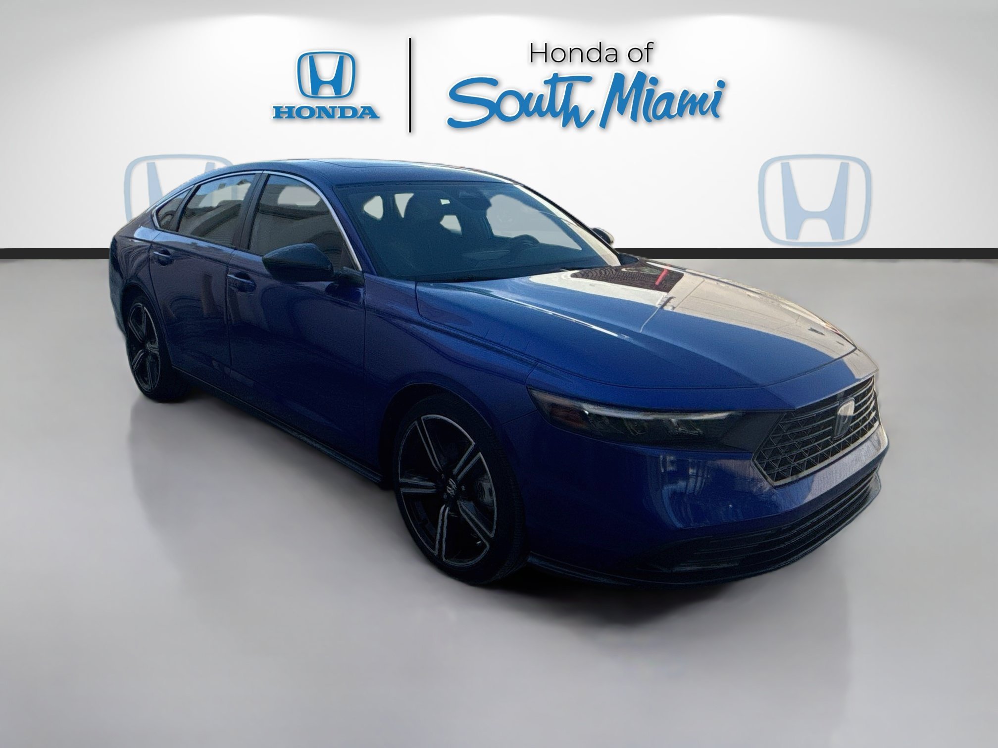 Used 2023  Honda Sport image 1