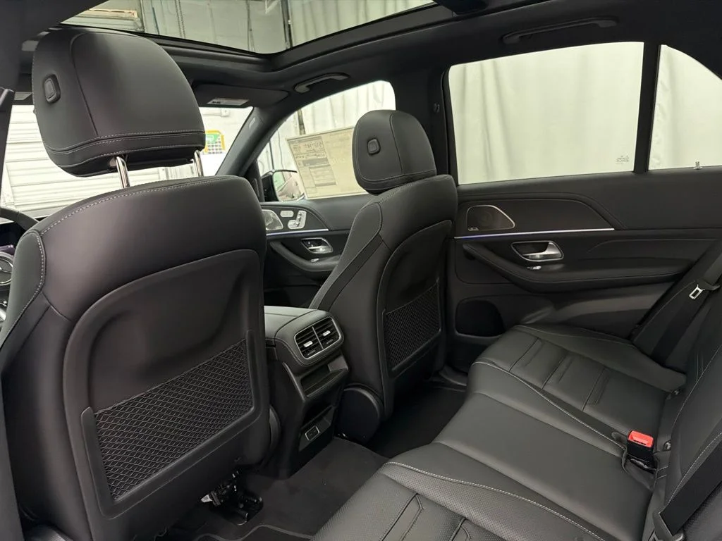 New 2027 Black Mercedes-Benz  image 22