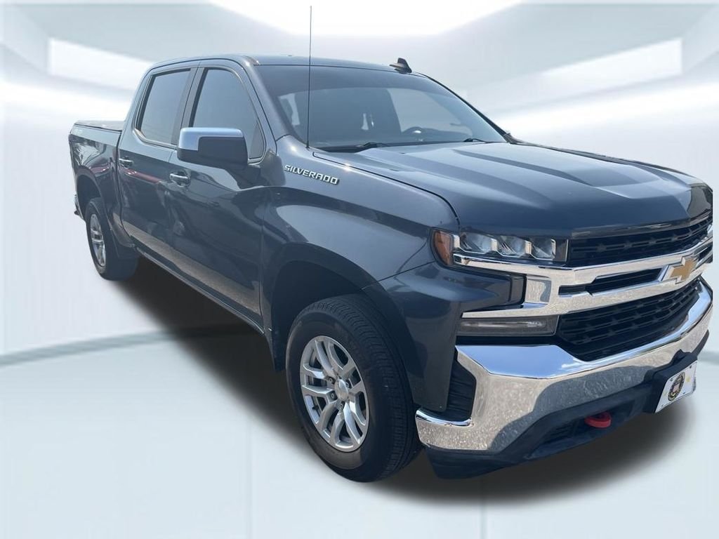 Used 2021 Gray Chevrolet LT image 2