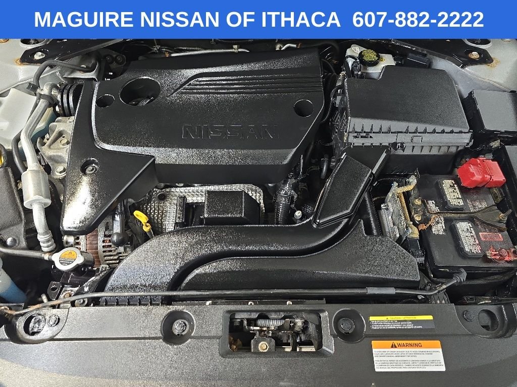 Used 2016 Silver Nissan 2.5 S image 12