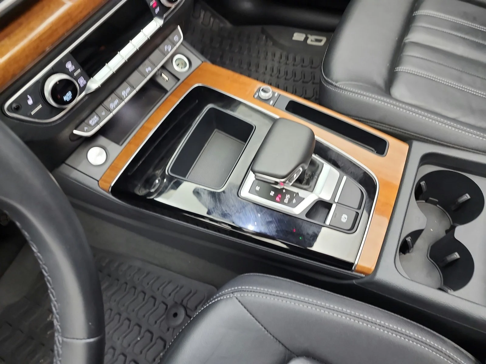 Used 2023 Daytona Gray Pearl Effect Audi S line Premium 45 TFSI quattro image 11