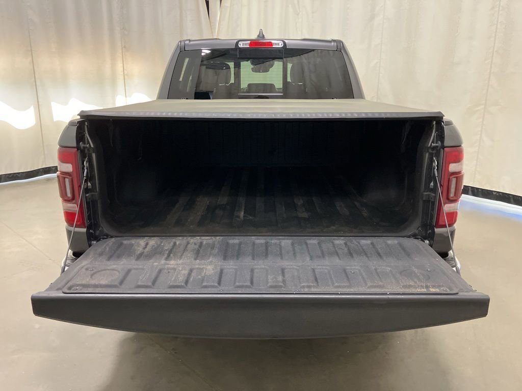 Used 2022 Granite Crystal Metallic Clearcoat Ram Laramie image 27