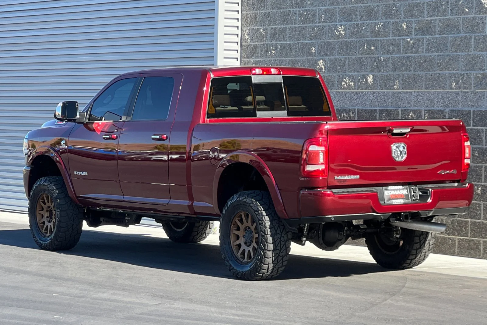 Used 2020 Delmonico Red Pearlcoat Ram Laramie image 5