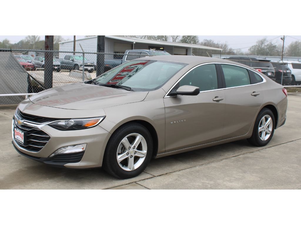 Used 2022 Chevrolet Malibu 1LT with VIN 1G1ZD5ST2NF179574 for sale in Sour Lake, TX