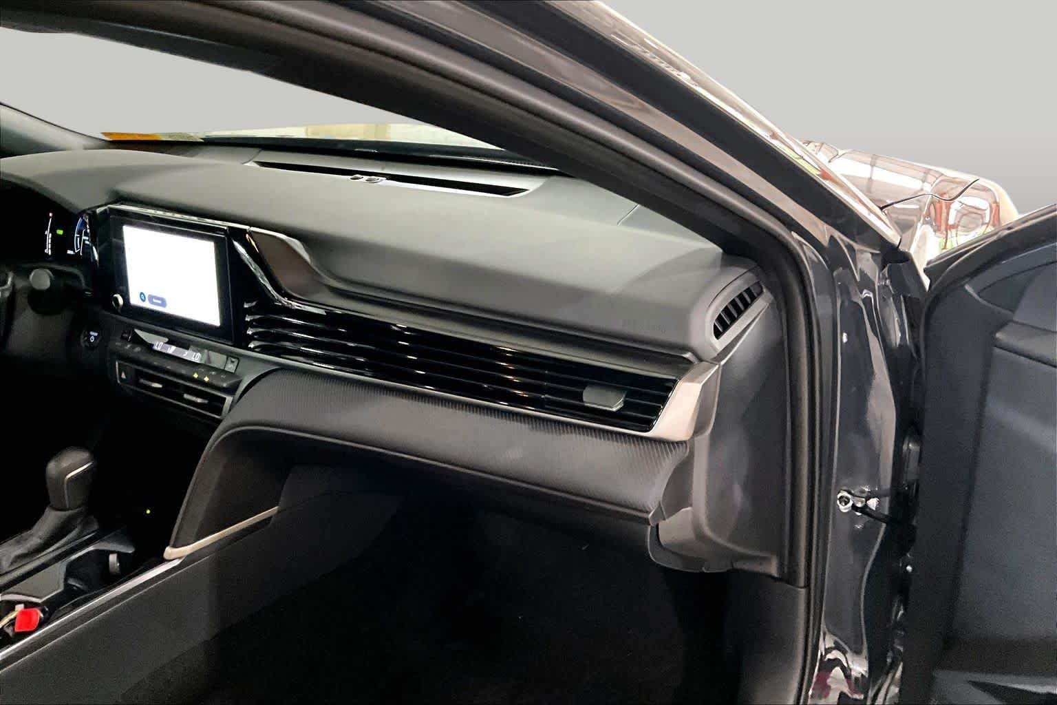 Used 2026 UNDERGROUND Toyota SE image 18