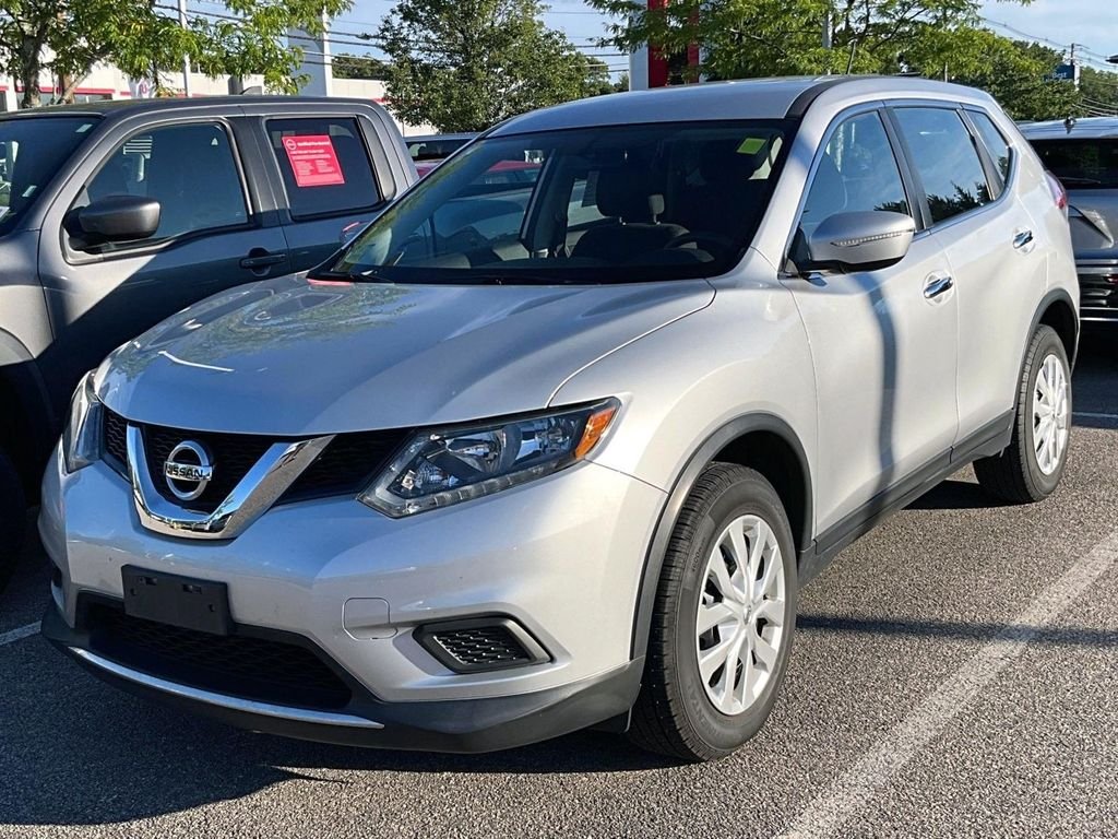 Used 2015 Silver Nissan S image 3