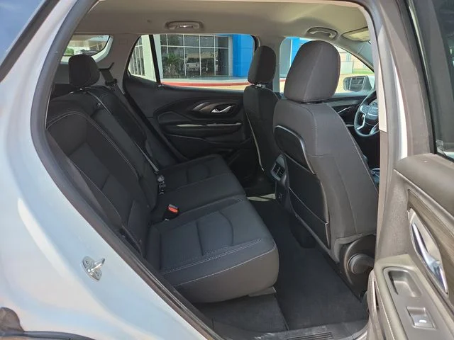 Used 2024 White GMC SLE image 15