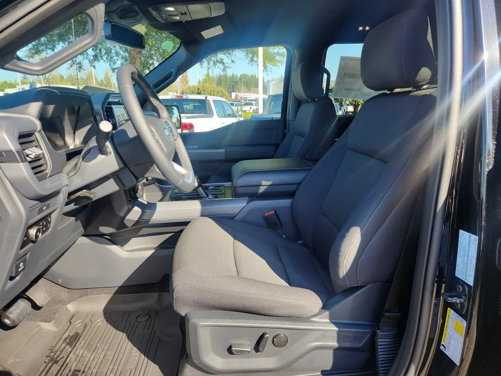 New 2026 Black Ford XLT image 13