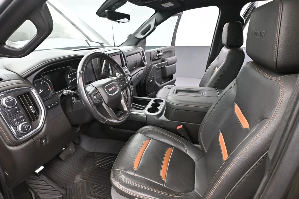 Used 2022 Green GMC AT4 image 30