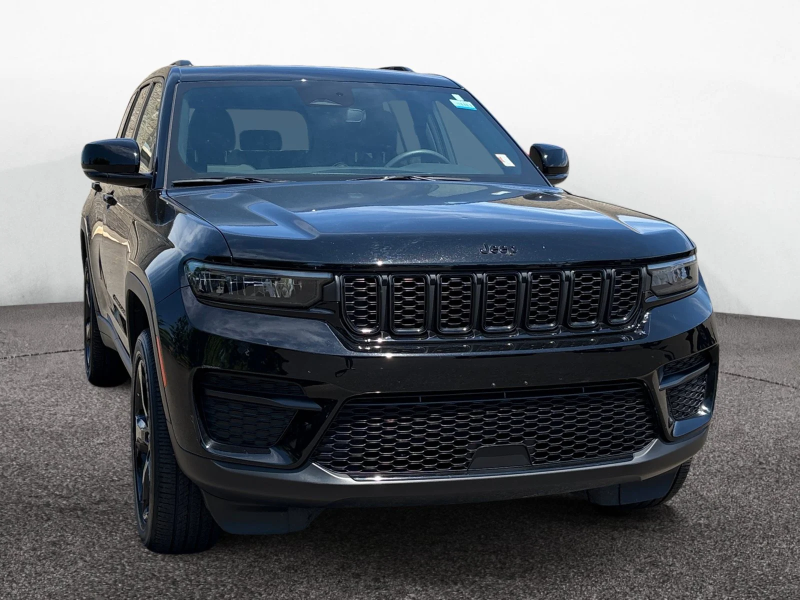 Used 2023 Black Jeep Altitude X image 7