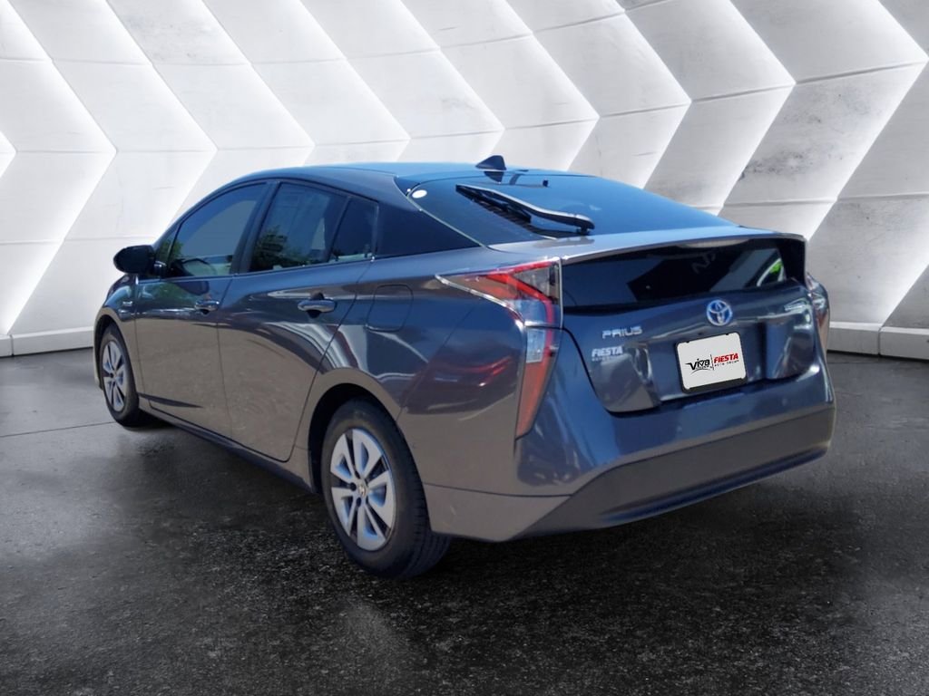 Used 2018 Gray Toyota Two image 5