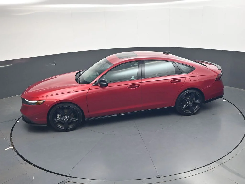 Used 2023 Radiant Red Metallic Honda Sport-L image 20