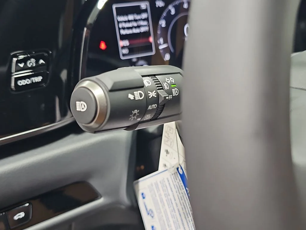 New 2026 Ultra White Lexus PREMIUM image 25